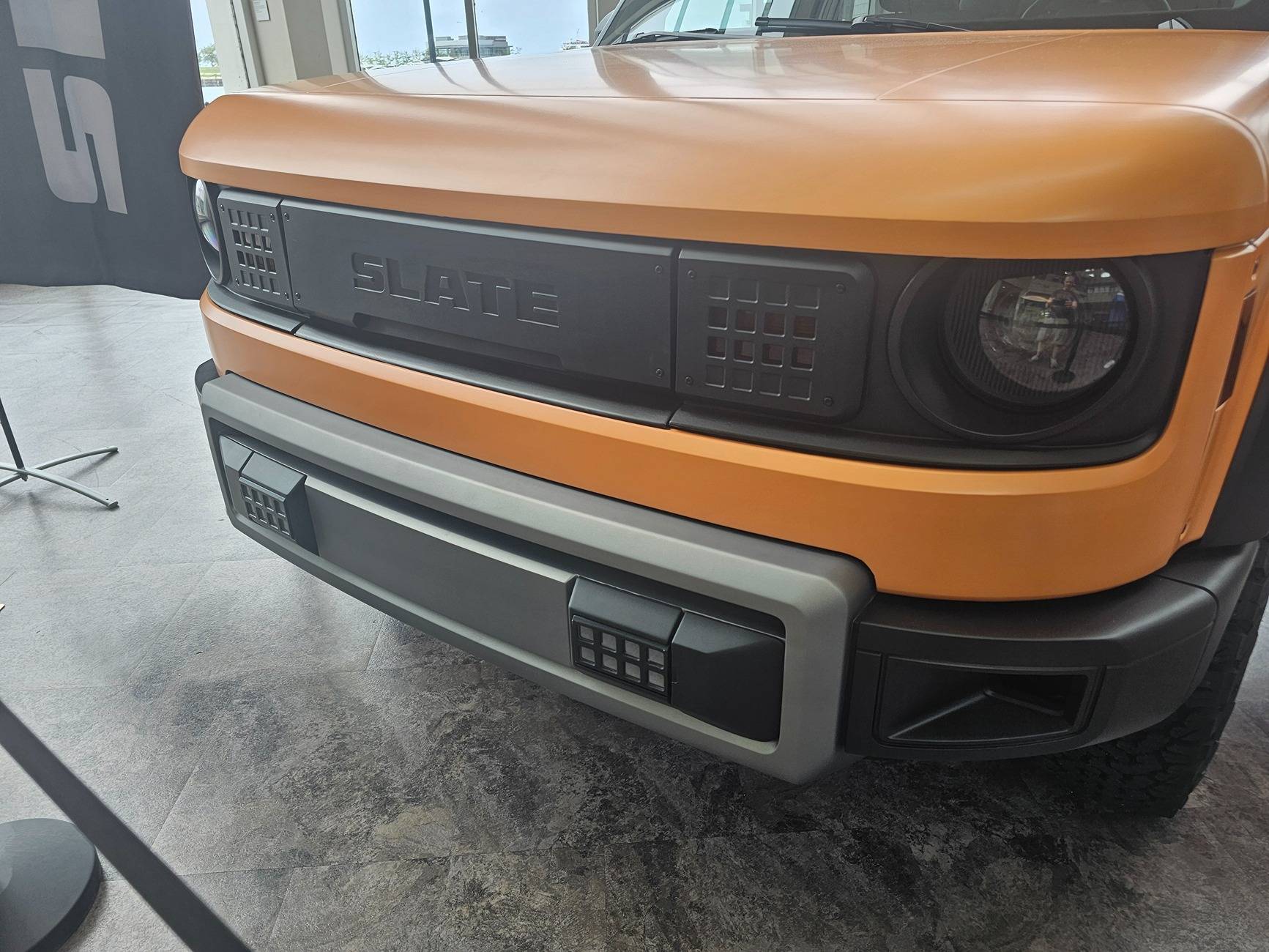 Slate Auto Pickup Truck Orange Slate SUV w/ 2" lift, BFG All-Terrain AT T/A tires, upgraded bumper, white roof, roof rack - photos from Cleveland Ohio 1000026421