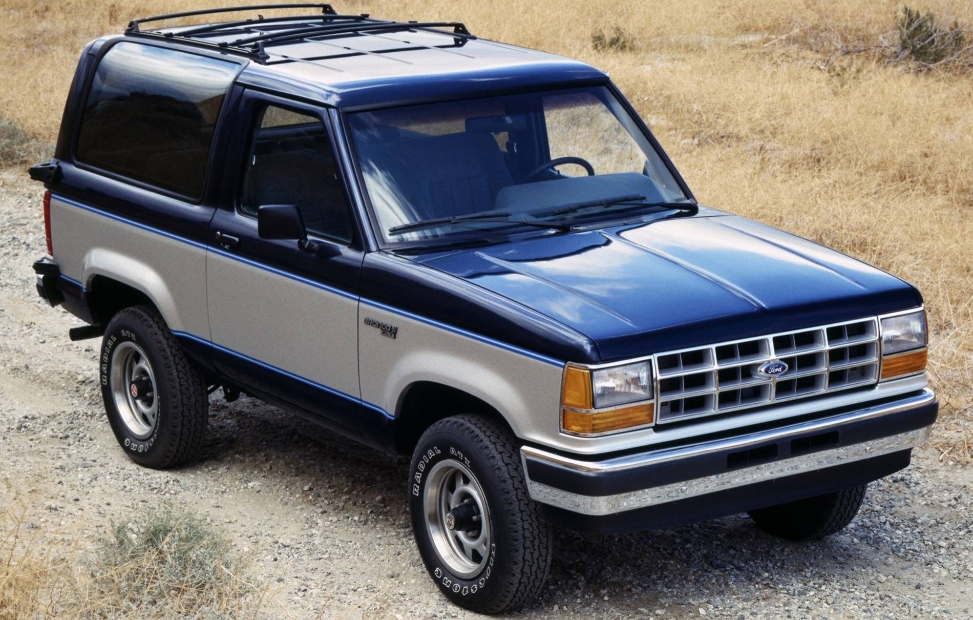 Slate Auto Pickup Truck New Slate configurations (with caps / toppers) spotted in Los Angeles Ford_Bronco_II-20