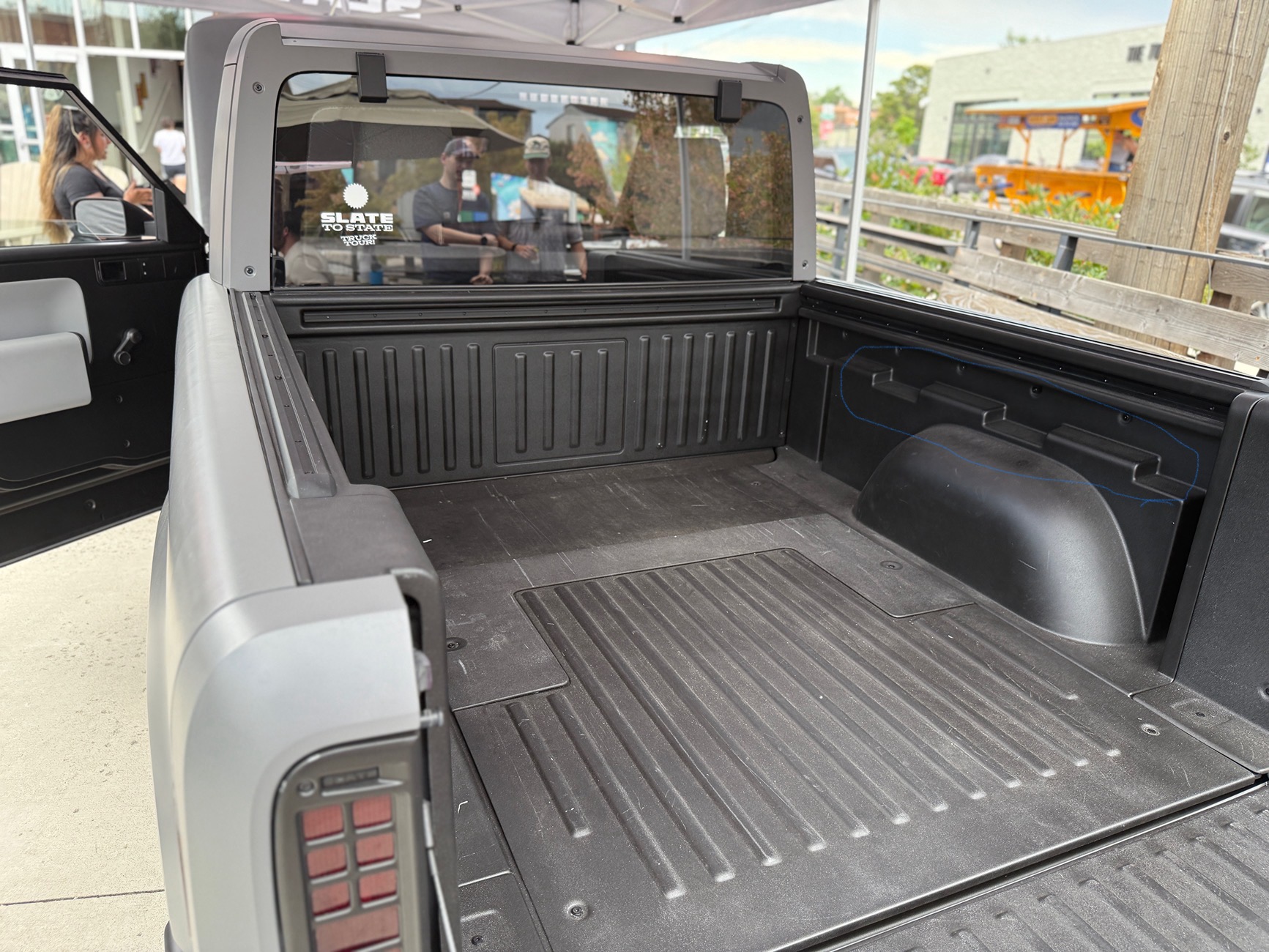 Slate Auto Pickup Truck Copy Ford Maverick adjustable tailgate IMG_3136