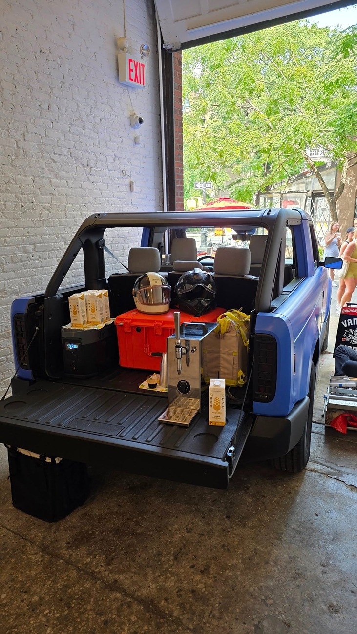 Slate Auto Pickup Truck NYC Slate Block Party - Slate Photos Slate truck pickup open air blue wrap nyc 15
