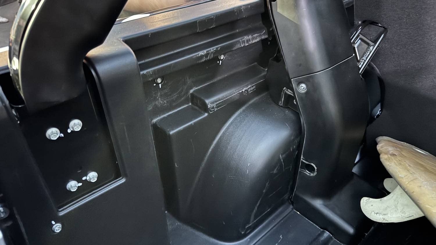 Slate Auto Pickup Truck Engineering deep dive: Slate EV truck chassis, body, battery, safety, suspension slate_7647