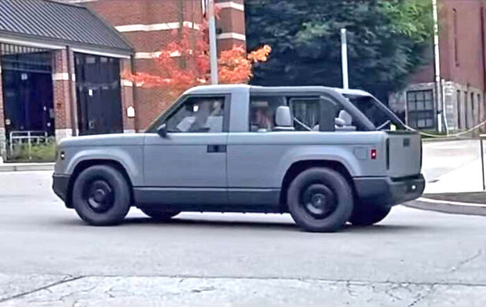 Slate Open-Air version delivered to a showing (my guess) driven around parking lot [video & photos]